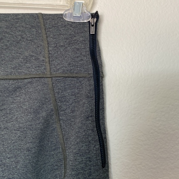 Lucy casual pants Heather green women’s medium side zip EUC - Picture 4 of 6